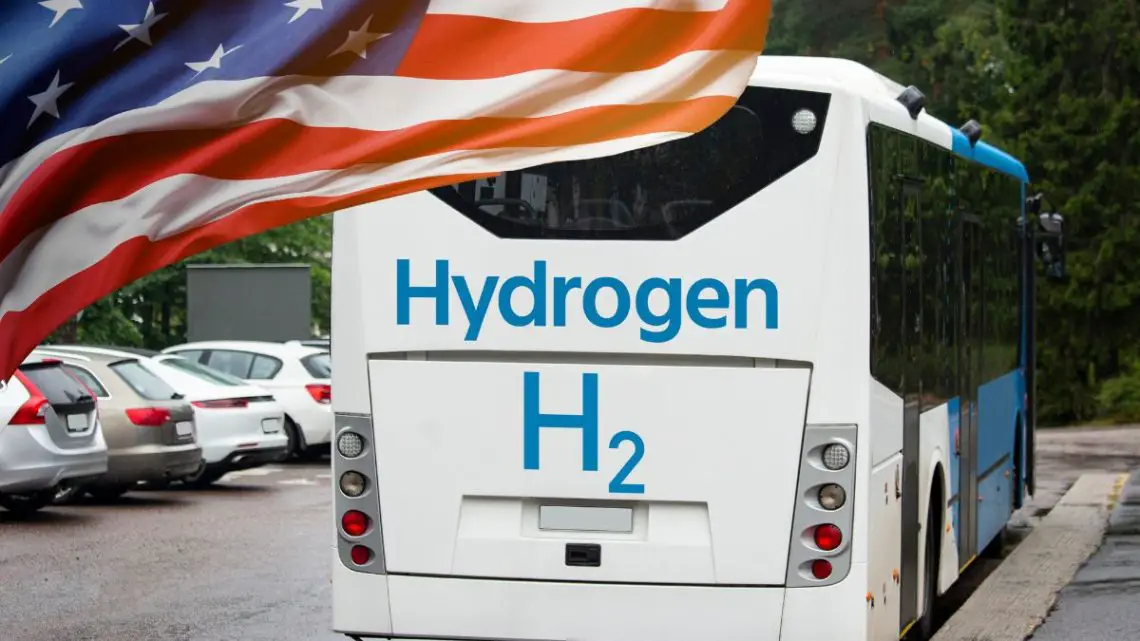Why US Towns are Changing Lanes from Electric to Hydrogen Buses