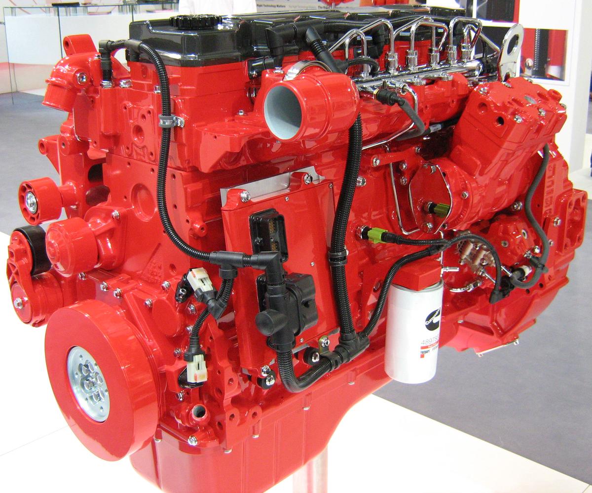 The Cummins 15-Litre Hydrogen Engine on display, showcasing its innovative design and fuel-agnostic capabilities